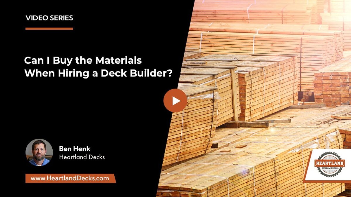 when hiring a deck builder